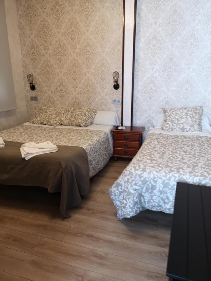 Hostal Juan Bravo Segovia Kültér fotó