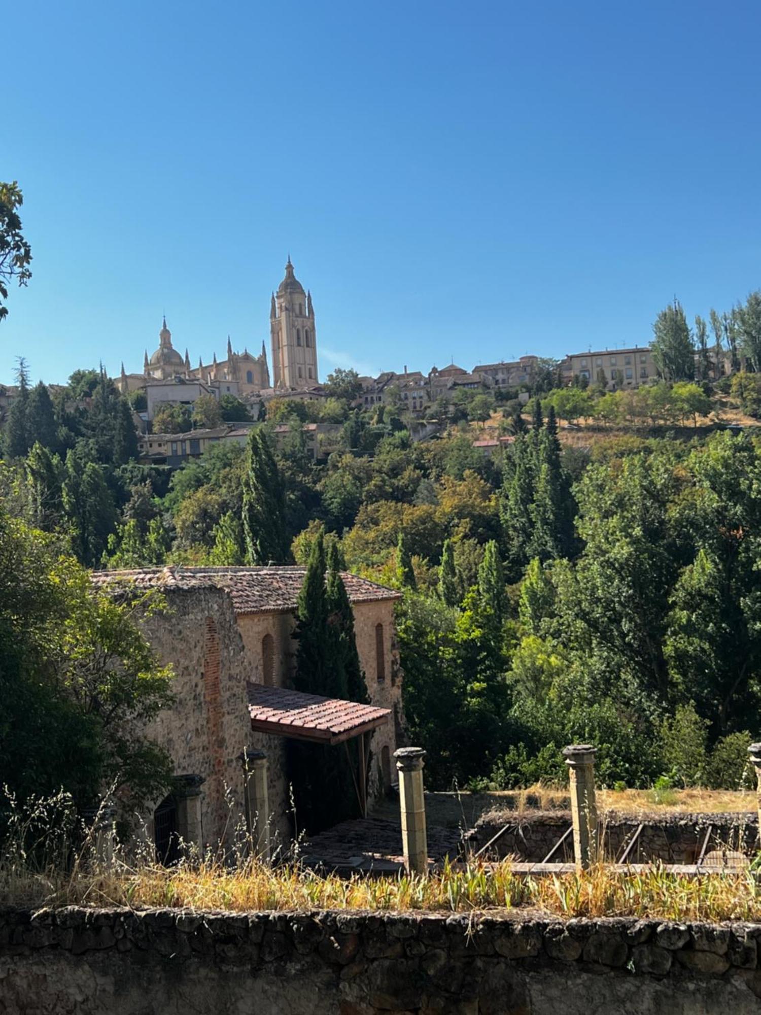 Hostal Juan Bravo Segovia Kültér fotó